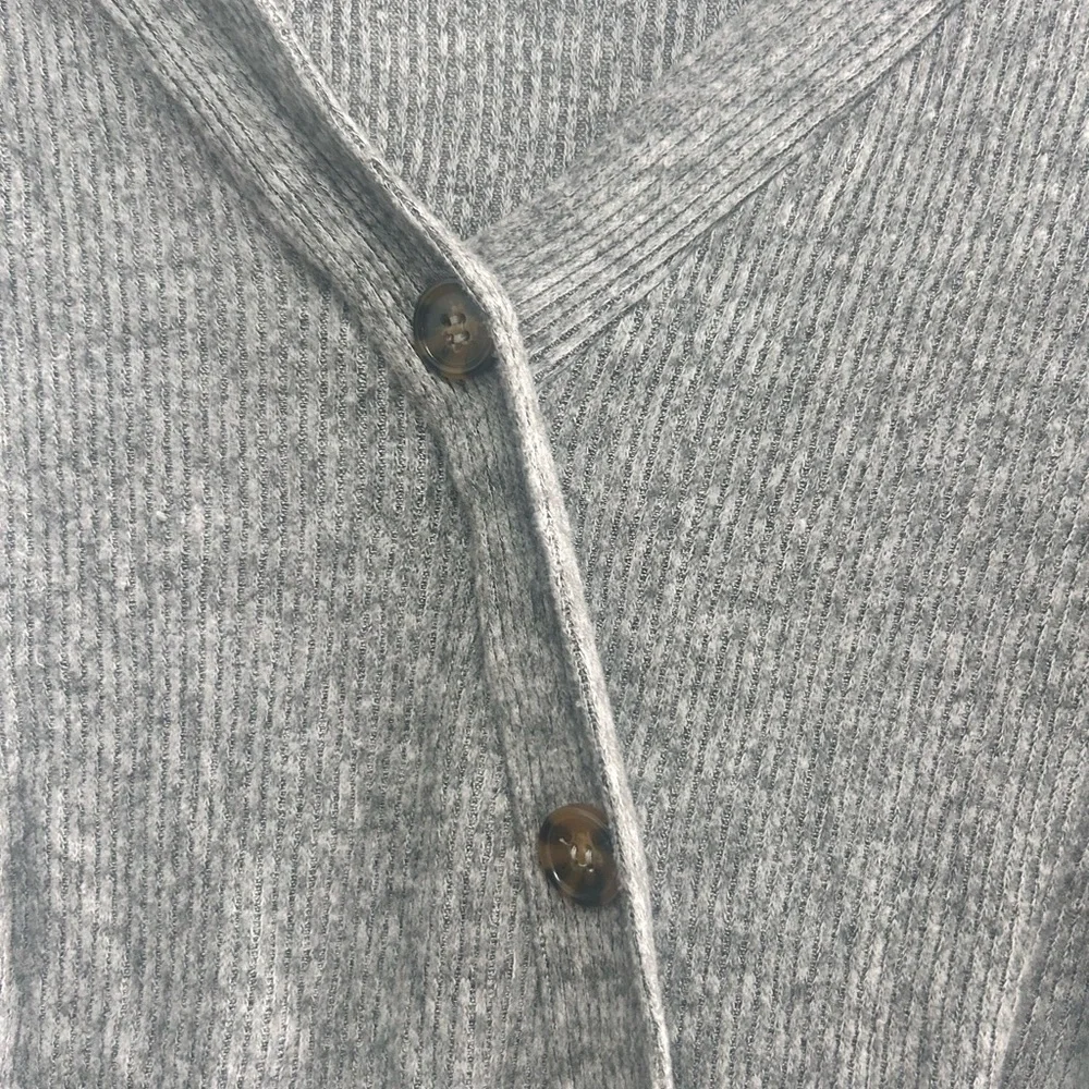 Gray Ribbed Knit Sweater - Picture 3 of 3